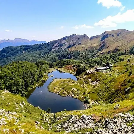 Lola In Montagna